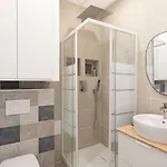 Apartment 2br - Heart Of Juan-les-pins *