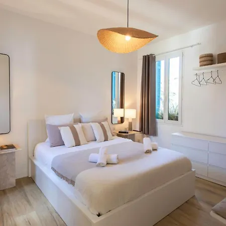 Apartment 2br - Heart Of Juan-les-pins