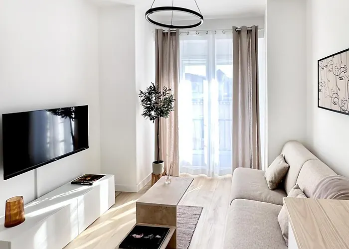 3p Au Coeur De Juan Les Pins *