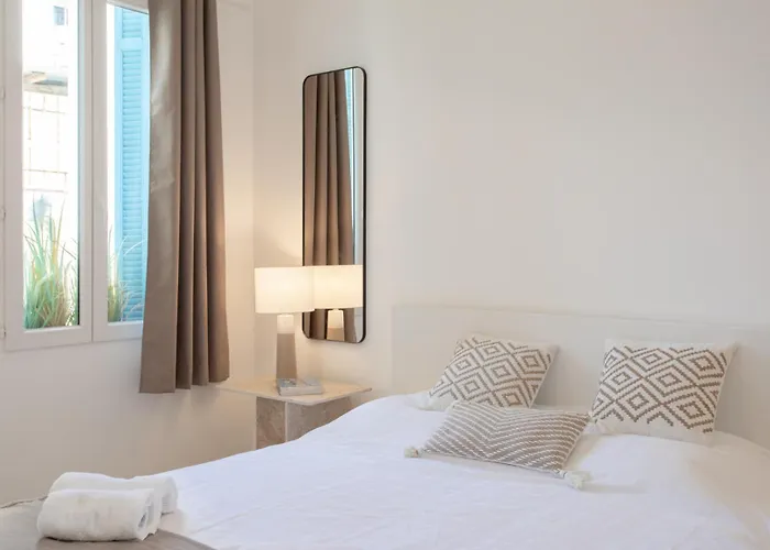 3p Au Coeur De Juan Les Pins Daire Antibes