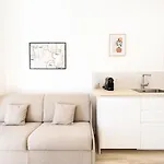 Apartment 2br - Heart Of Juan-les-pins Antibes