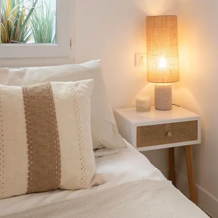 Апартаменти 2br - Heart Of Juan-les-pins