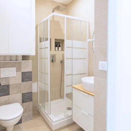 2br - Heart Of Juan-les-pins Apartment