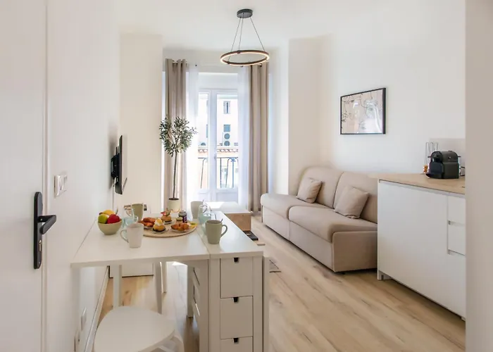 3p Au Coeur De Juan Les Pins * Антиб